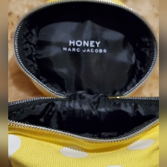Marc Jacobs Honey Jewelry Case - Picture 4 of 4